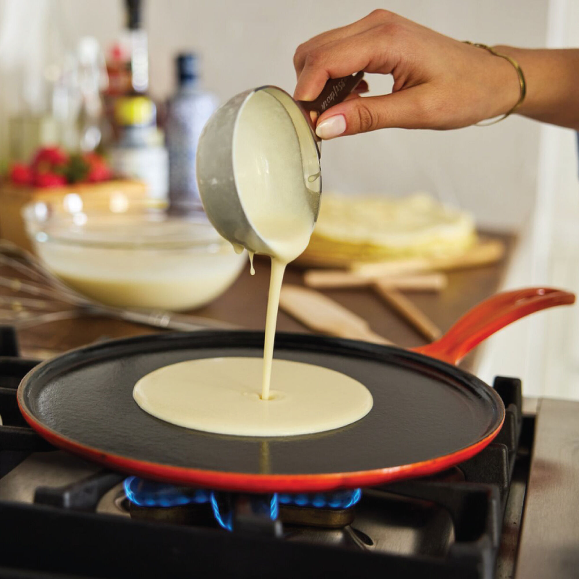 Traditional Round Crepe Pan - Cerise