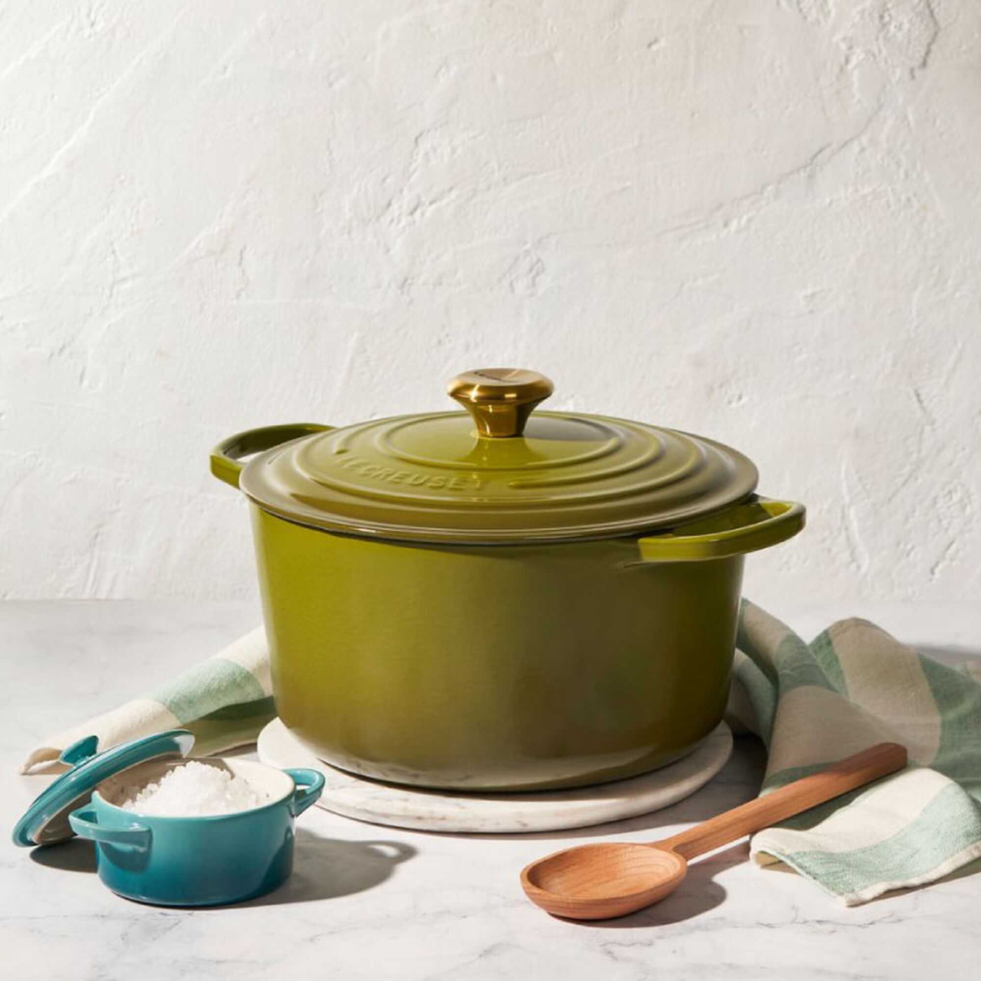 Signature Round Deep Oven - Olive
