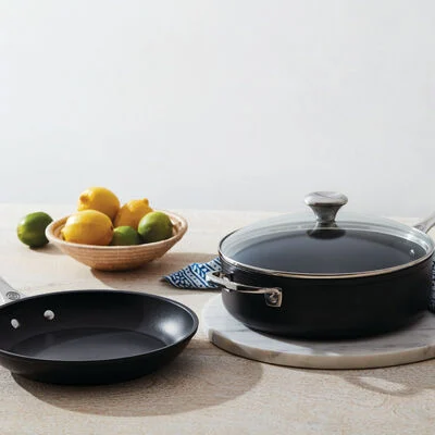Toughened Non-stick PRO 3-Piece Cookware Set Toughened Non-stick PRO 3-Piece Cookware Set