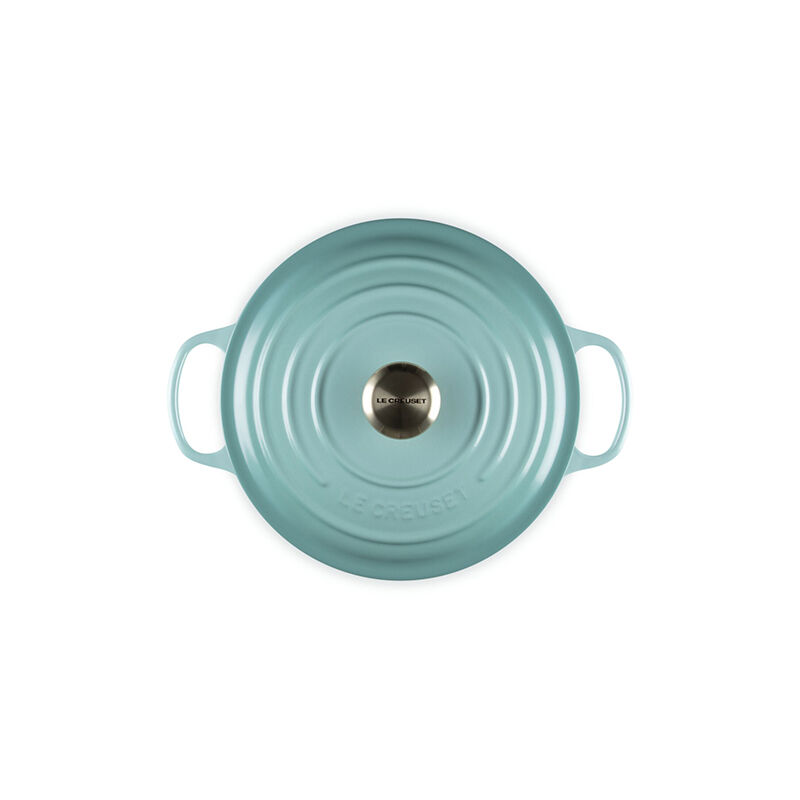 Signature Round Dutch Oven | Le Creuset®
