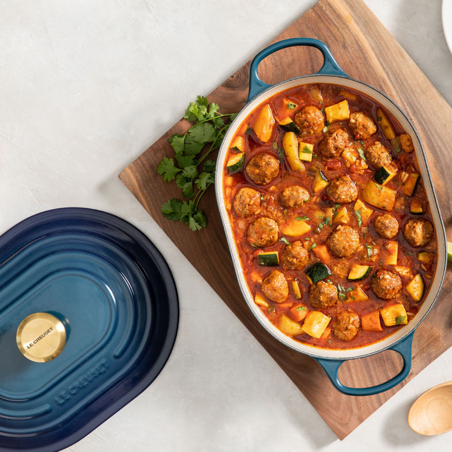 Signature Oval Casserole | Le Creuset®
