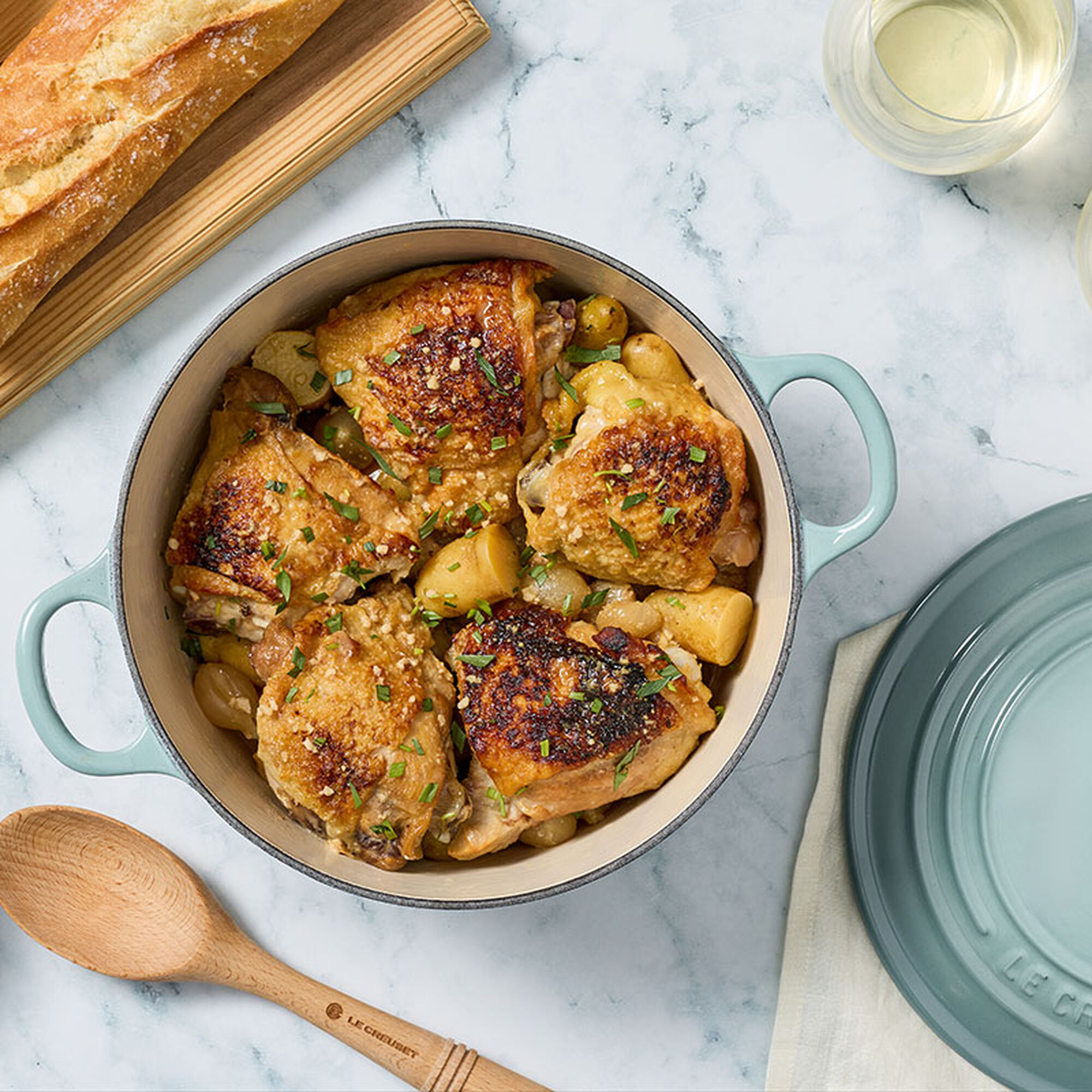 Traditional Round Dutch Oven - Sea Salt