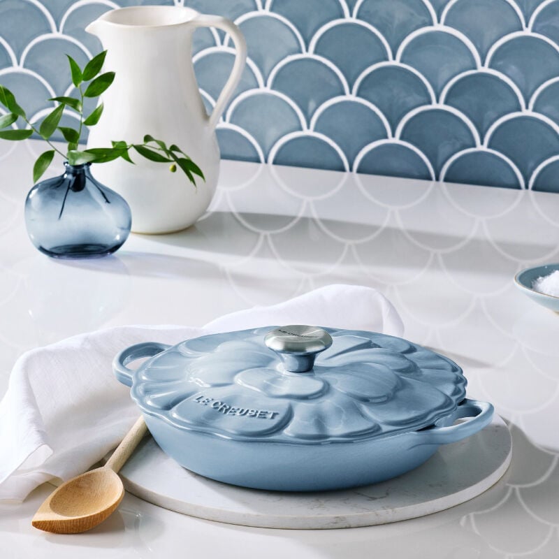 Signature Petal Braiser | Le Creuset®