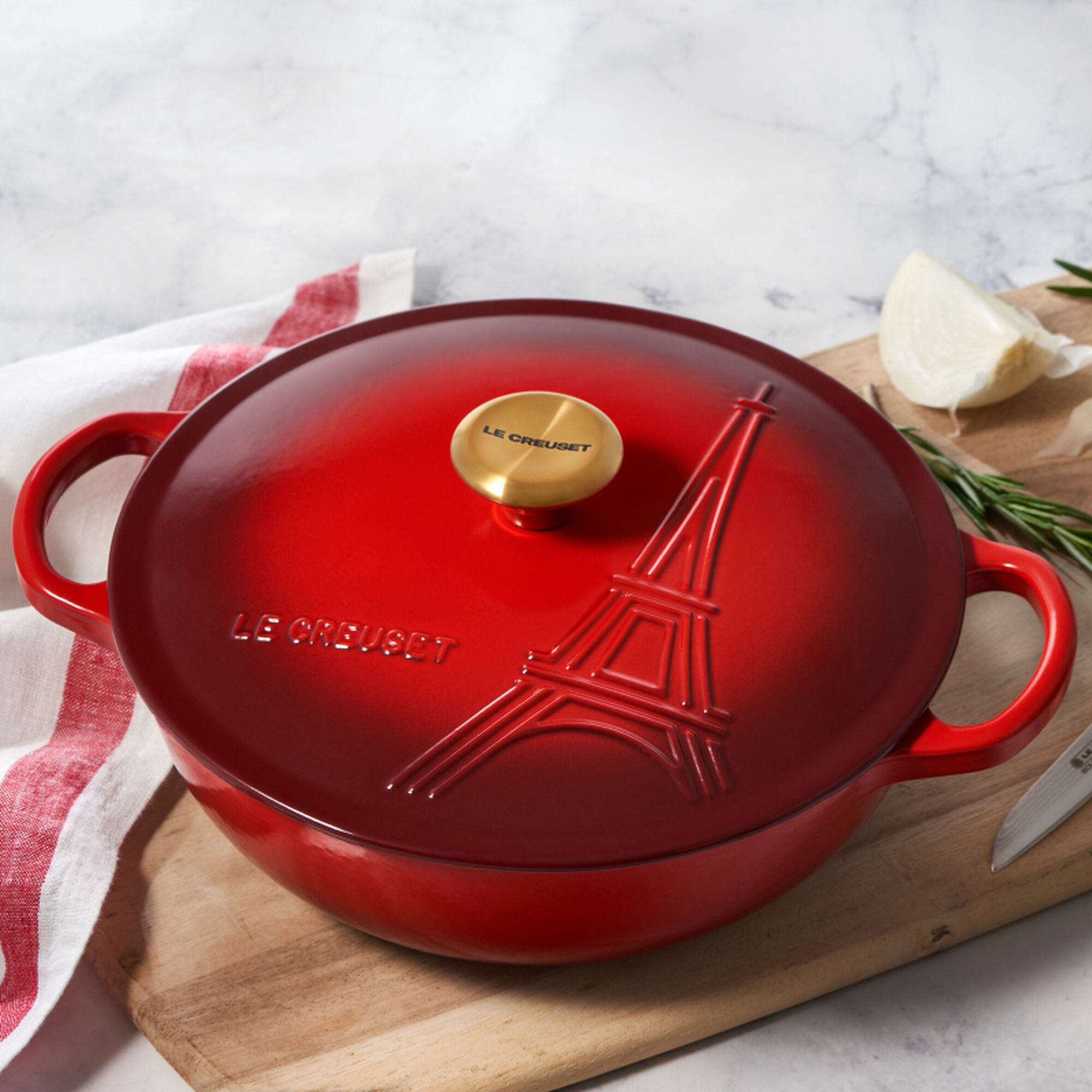 Eiffel Tower Collection Signature Cocotte - Cerise