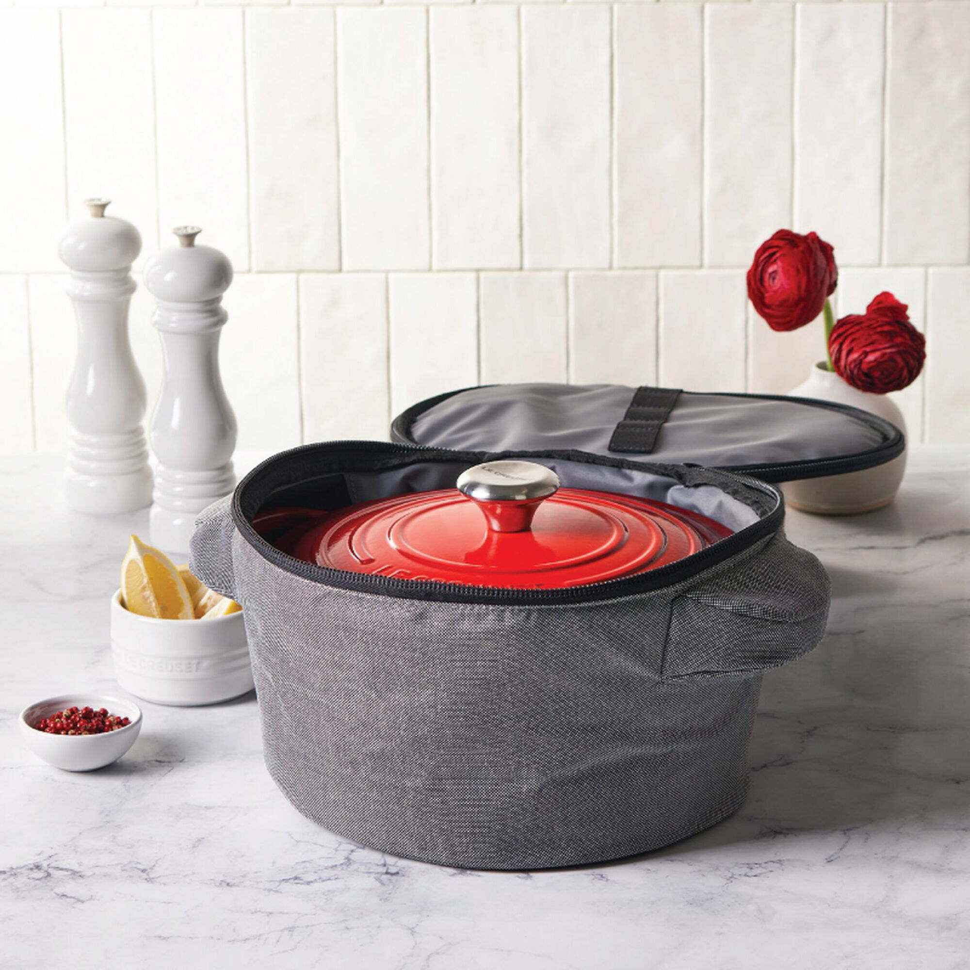 Round Dutch Oven Tote Bag