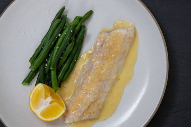Steamed Fish With Beurre Blanc And Green Beans Le Creuset Official Site