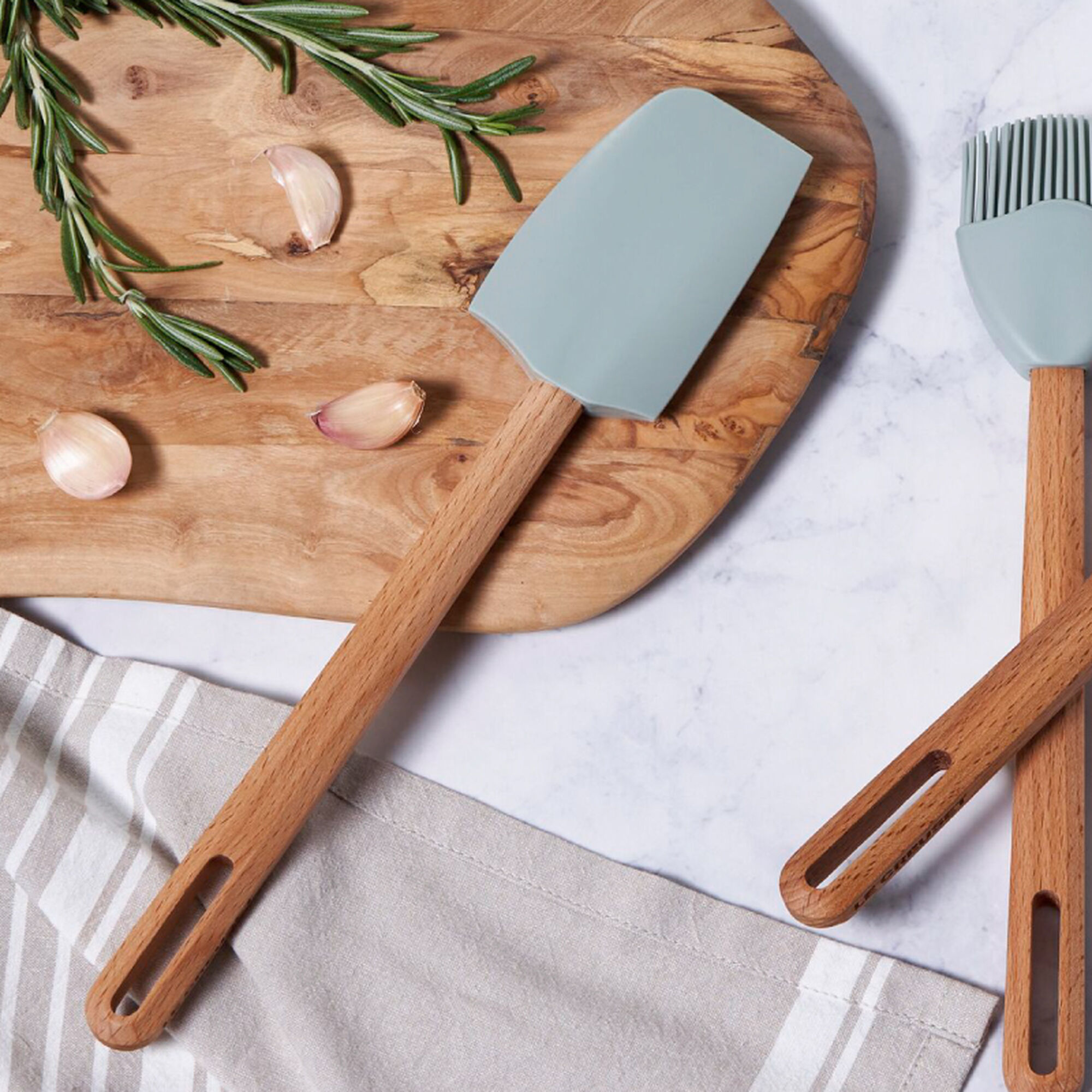 Signature Silicone Medium Spatula - Sea Salt