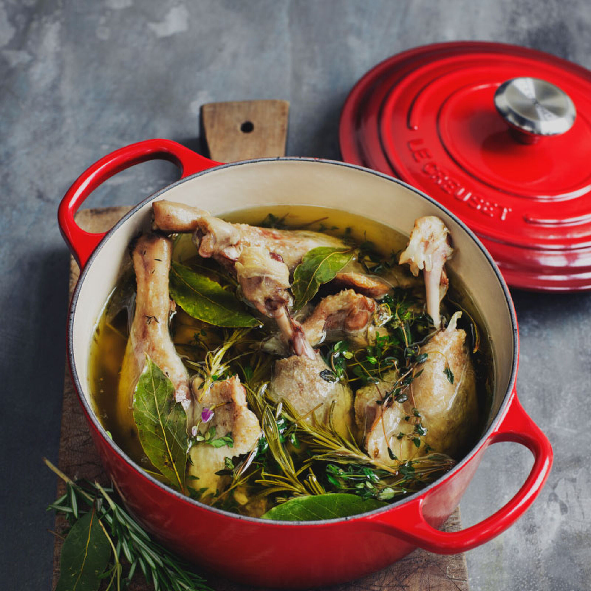 Signature Round Dutch Oven - Cerise, 4 1/2 qt.