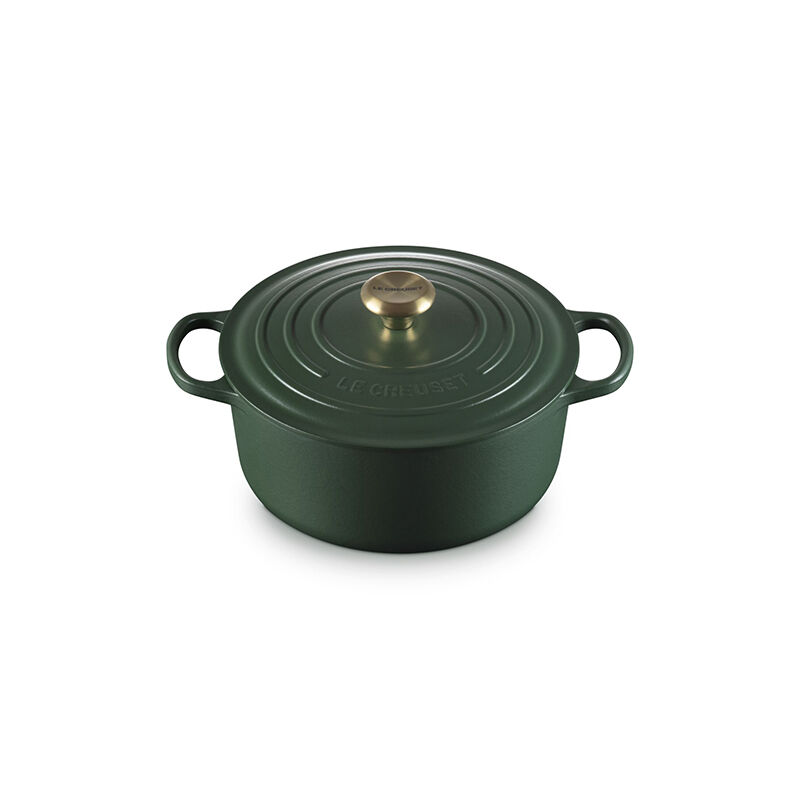 Signature Round Dutch Oven | Le Creuset®