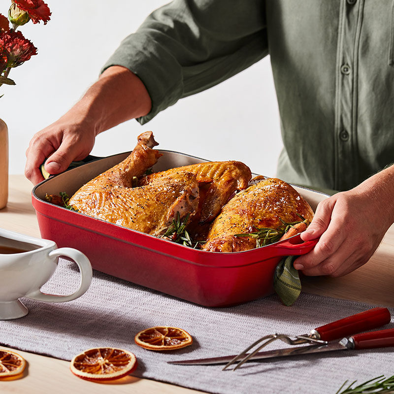 Signature Rectangular Roaster | Le Creuset®