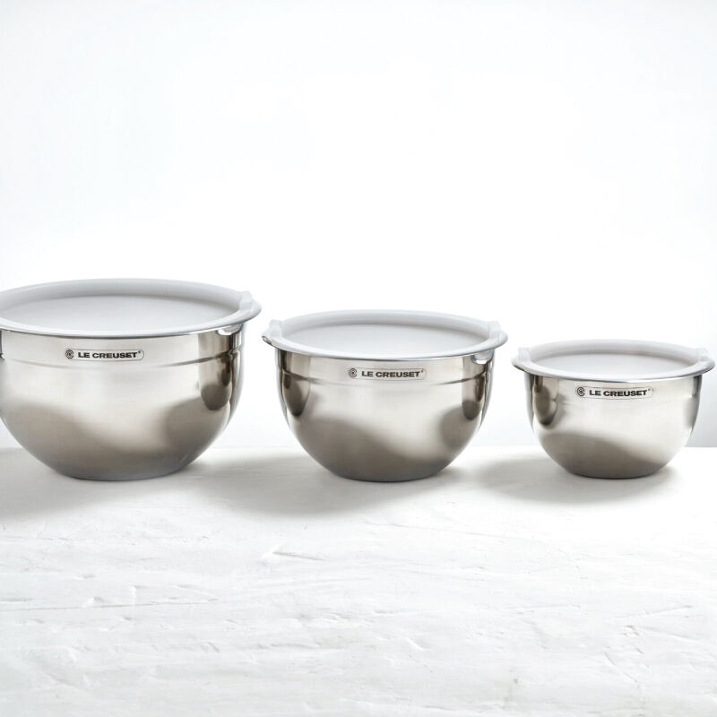 Stainless Steel Mixing Bowls with Lids, Set of 3 | Le Creuset®