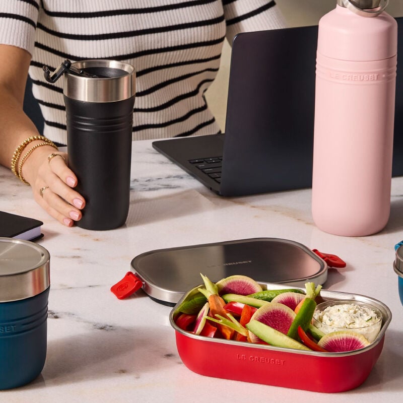 LE CREUSET 新品 プラスチック カップ 弁当箱　5個セット On the Go Lunch Box | Le Creuset®