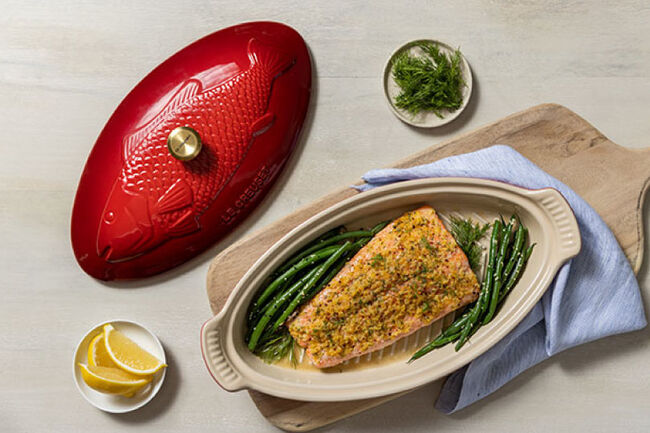 https://www.lecreuset.com/dw/image/v2/BDRT_PRD/on/demandware.static/-/Sites-le-creuset-master/default/dw3cd6d7b0/images/cat_recipes/LCR-2606-salmon.jpg?sw=650&sh=650&sm=fit