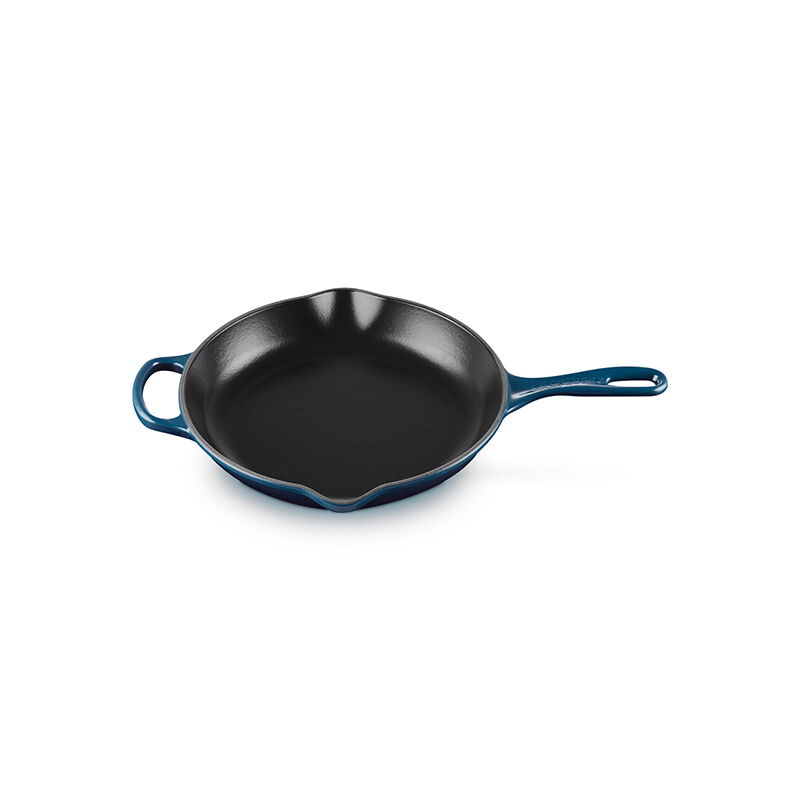 Signature Skillet | Enameled Cast Iron Skillet | Le Creuset®