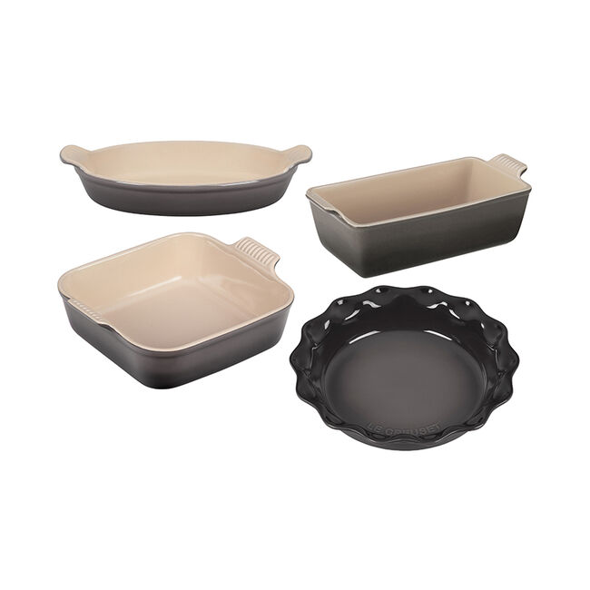 Le Creuset 5-Piece White Stoneware Ceramic Bakeware Set + Reviews