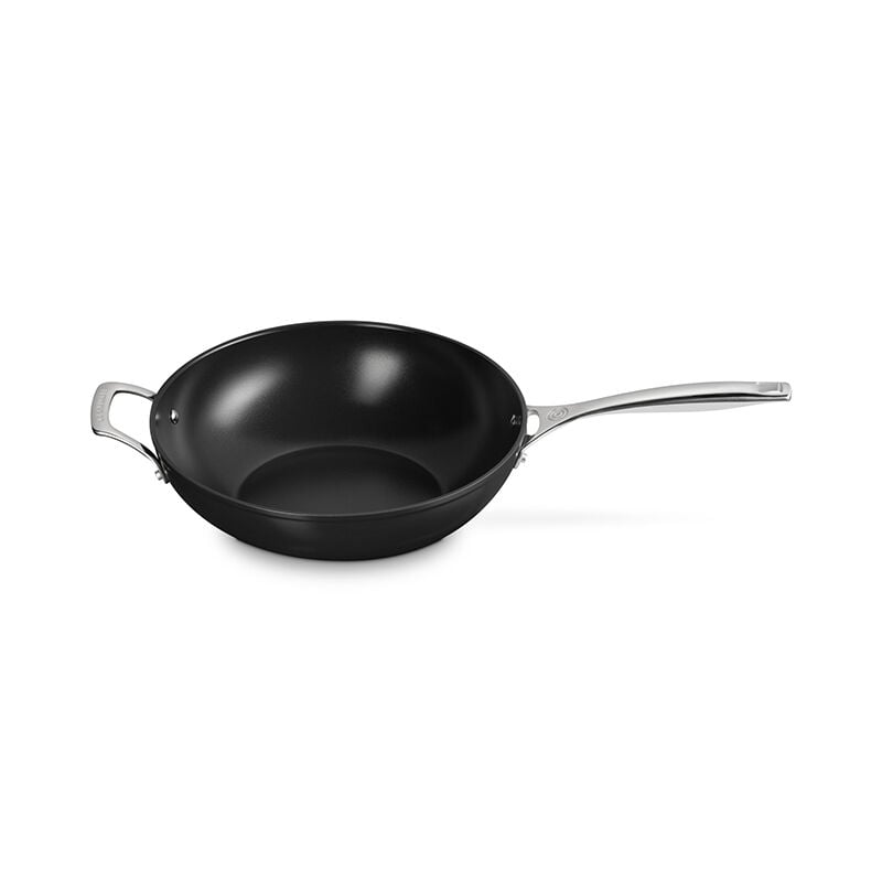 Essential Non-stick Ceramic Stir-Fry Pan | Le Creuset®