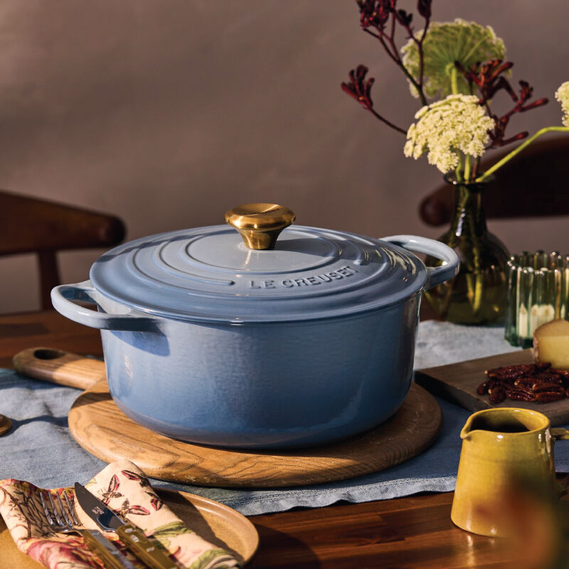 ルクルーゼ シグネチャー ラウンド フレンチオーブン 鍋 約６．８L マルセイユ　Le Creuset Signature Marseille Round French Ovens 7.25 Qt. ルクルーゼ シグネチャー ラウンド フレンチオーブン 鍋 約５．２L