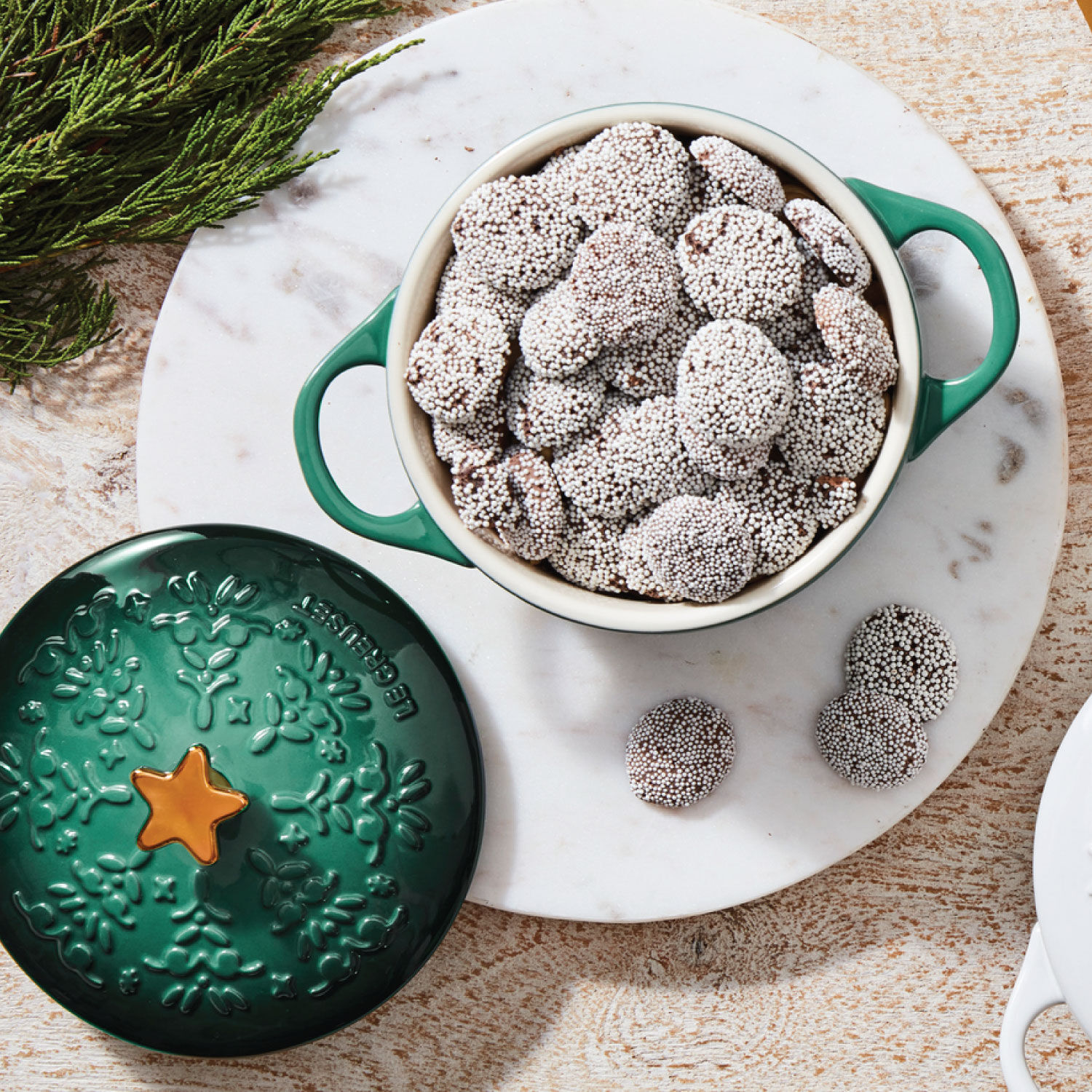 Noël Collection Mini Cocotte with Star Knob | Le Creuset®