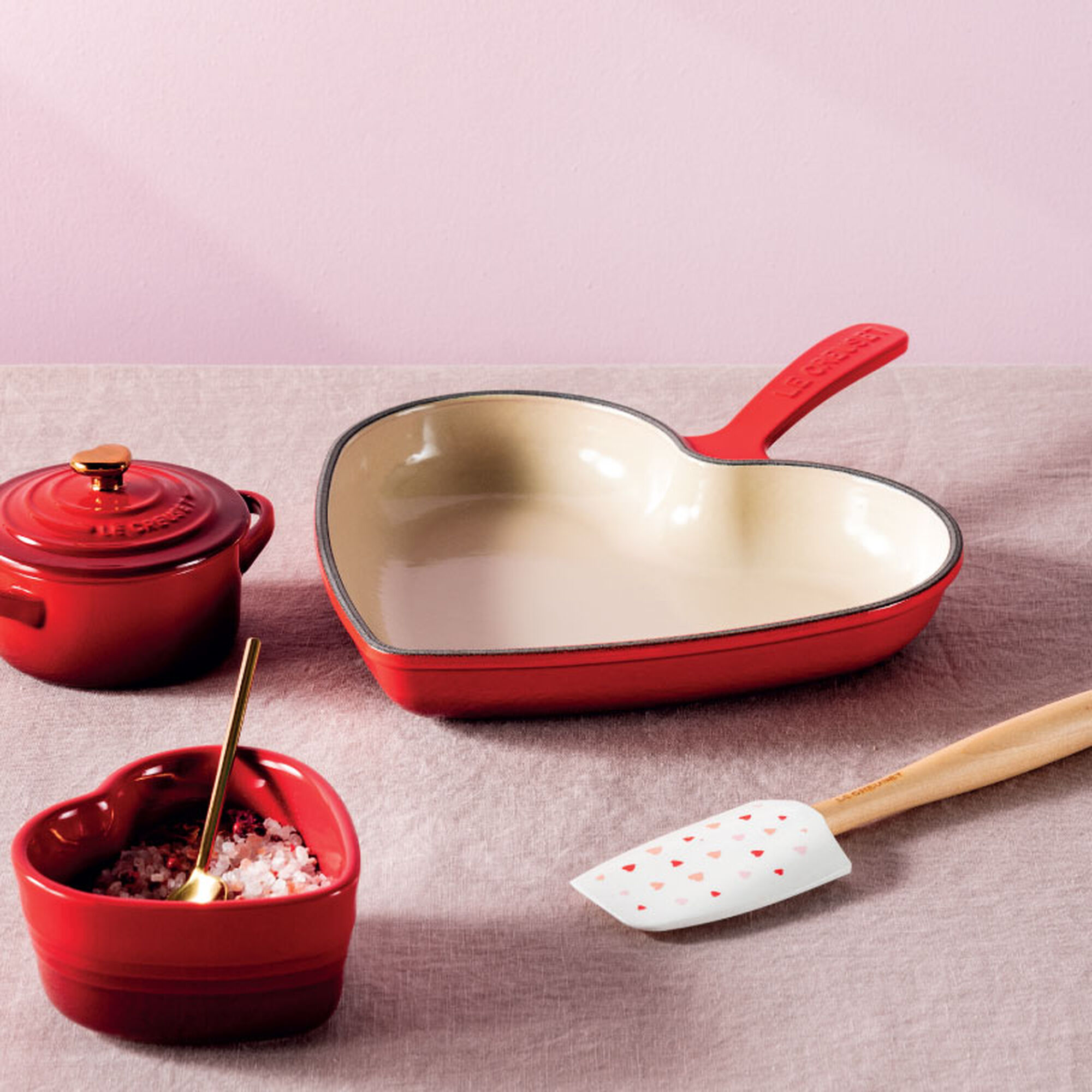 Traditional Heart Skillet-Cerise