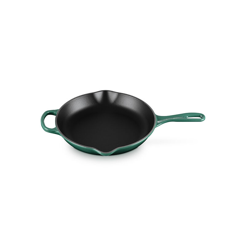 Signature Skillet | Enameled Cast Iron Skillet | Le Creuset®