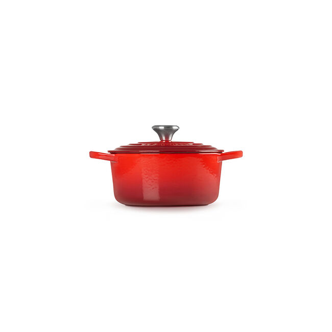 Signature Round Dutch OvenCerise, view 3
