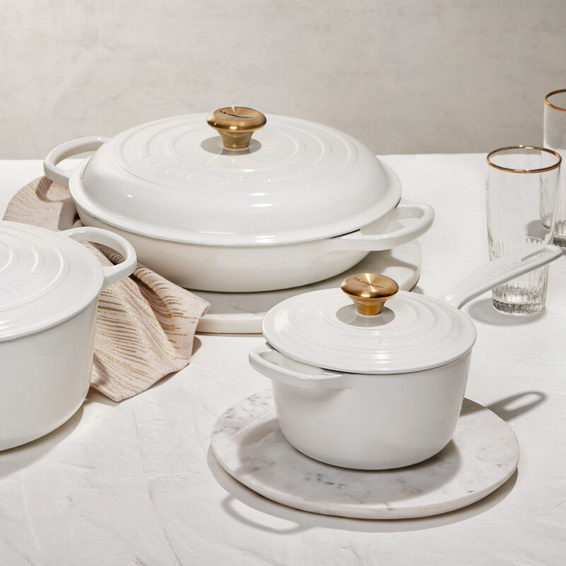 Signature Saucepan with Gold Knob | Le Creuset®