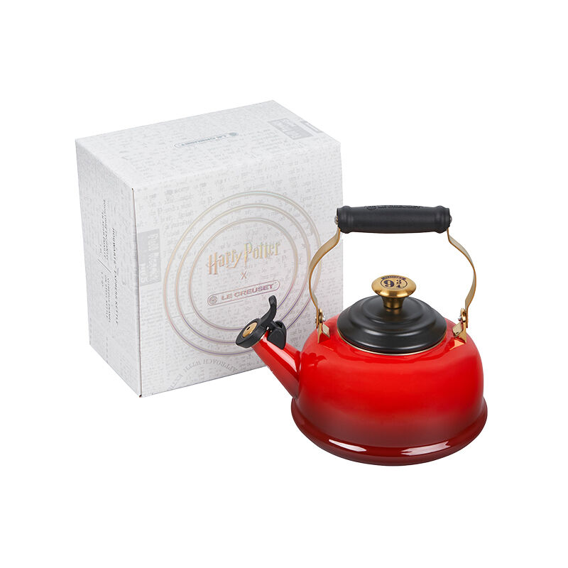 ホグワーツ特急　ケトル・クラシック（ルクルーゼ） ル・クルーゼハリーポッターホグワーツ特急ケトルクラシック