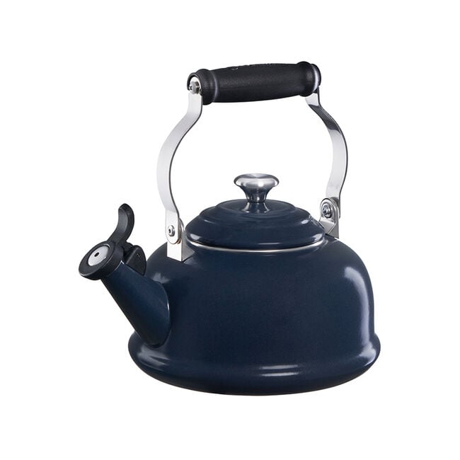 Classic Whistling Kettle Le Creuset®