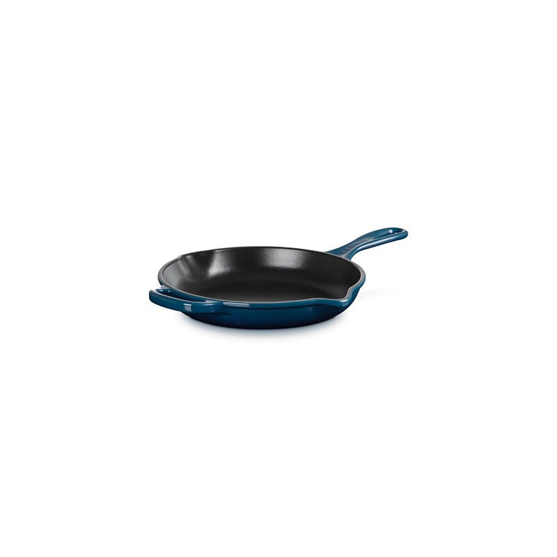 Le Creuset Signature Skillet - Thumbnail 2