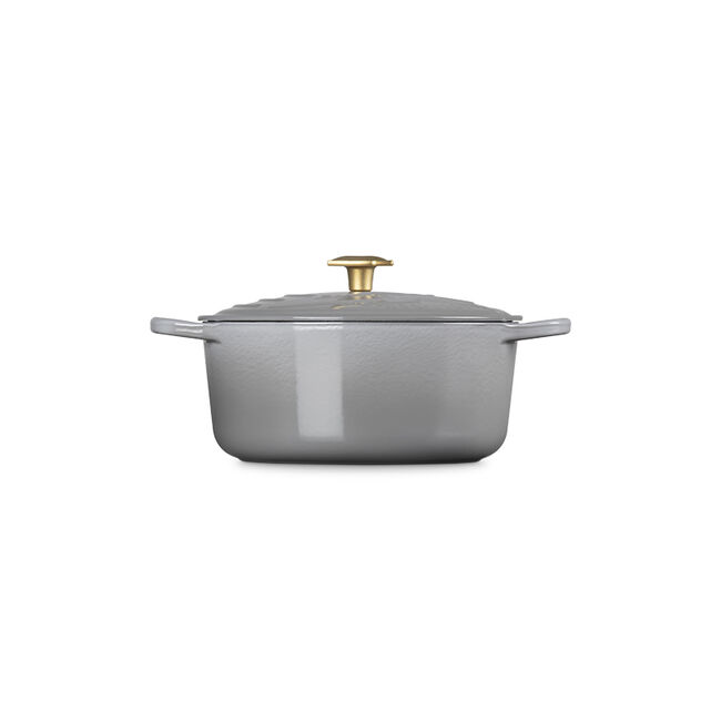 Star Trek Collection Enterprise Round Dutch Oven with Starfleet Delta Knob, view 6