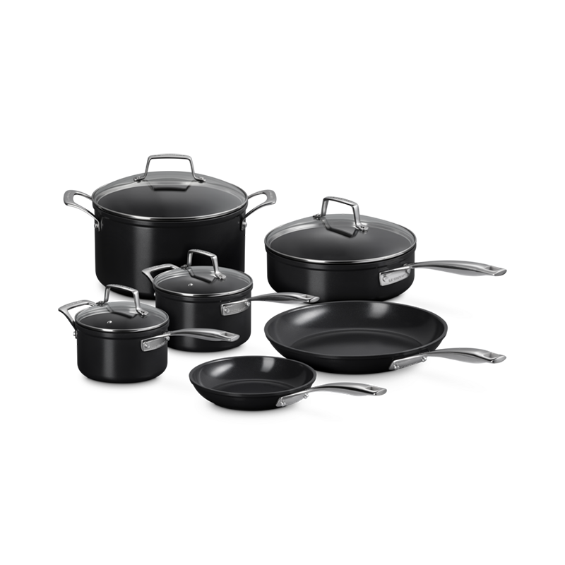 Le Creuset Essential Cookware Set - Thumbnail 2