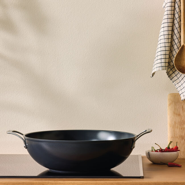 Essential Non-stick Ceramic Wok, view 2
