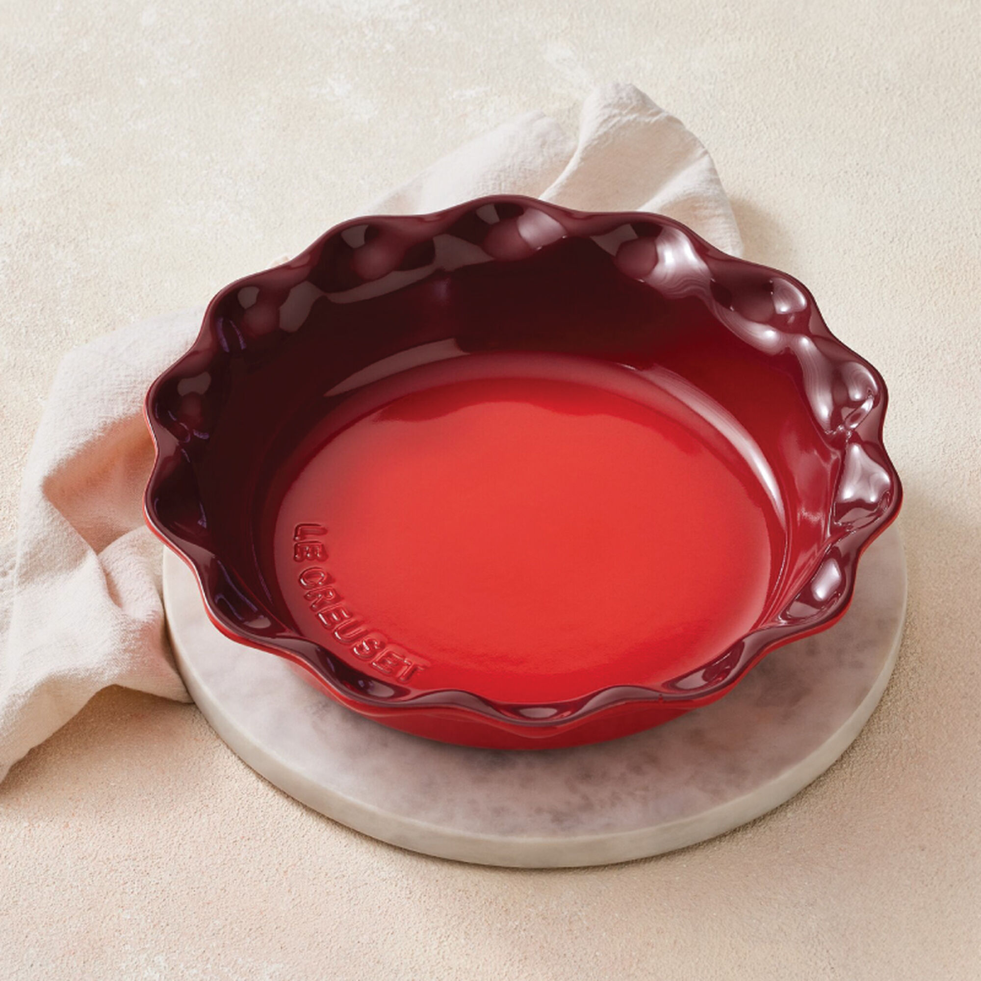 Heritage Fluted Pie Dish - Cerise
