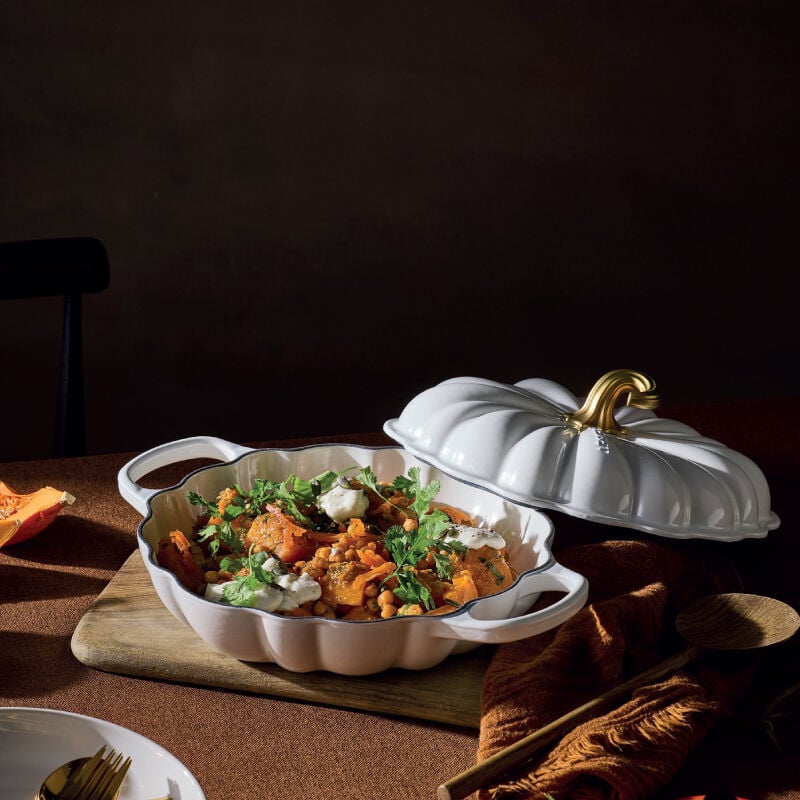 ル・クルーゼ　29 Signature Pumpkin Braiser | Le Creuset®