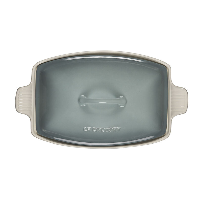 Heritage Deep Covered Rectangular Baker | Le Creuset®