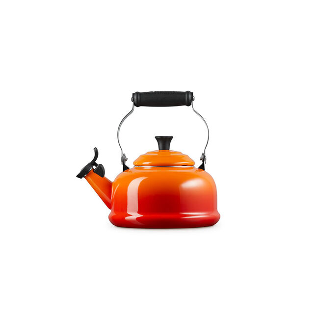 Classic Whistling Kettle With Phenolic Knob, view 2