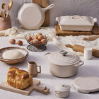 Signature Round Dutch Oven