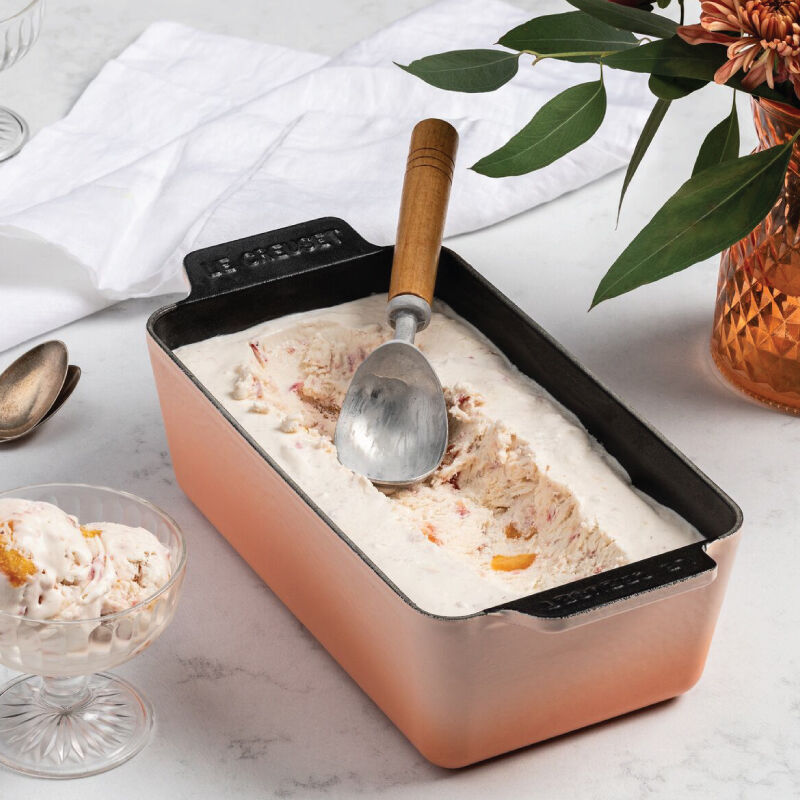 Signature Loaf Pan | Le Creuset®