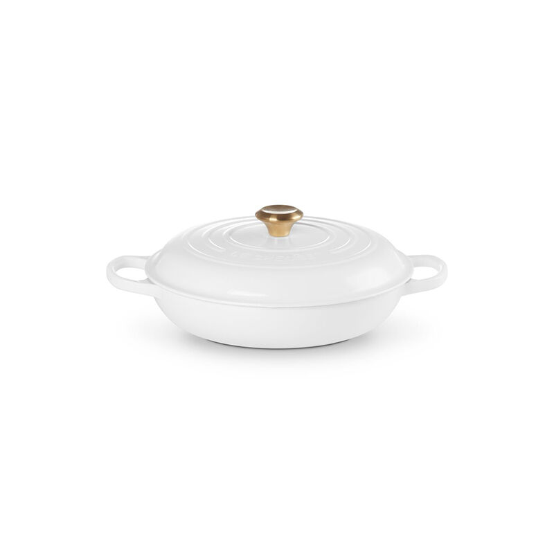 LE CREUSET ホワイト Signature Braiser with Gold Knob | Le Creuset®