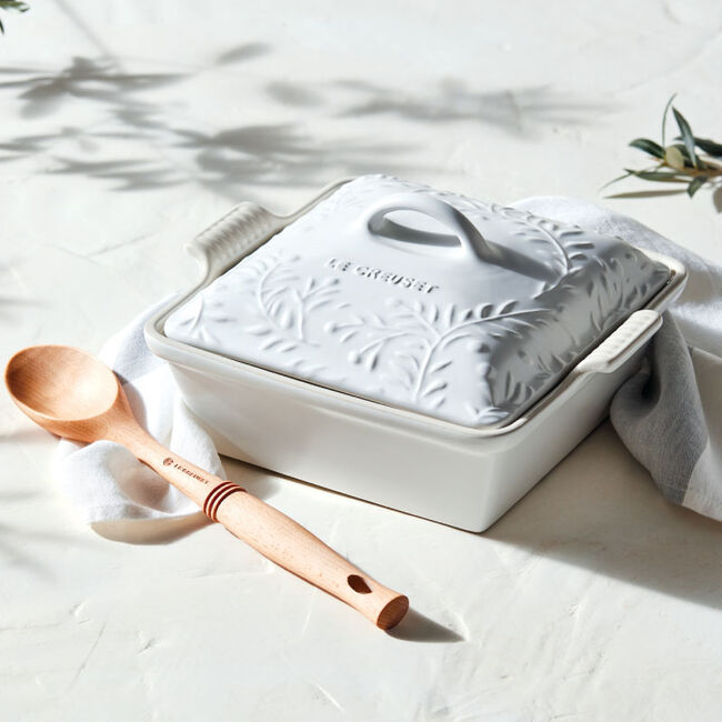 Olive Branch Collection Heritage Square Casserole Le Creuset®