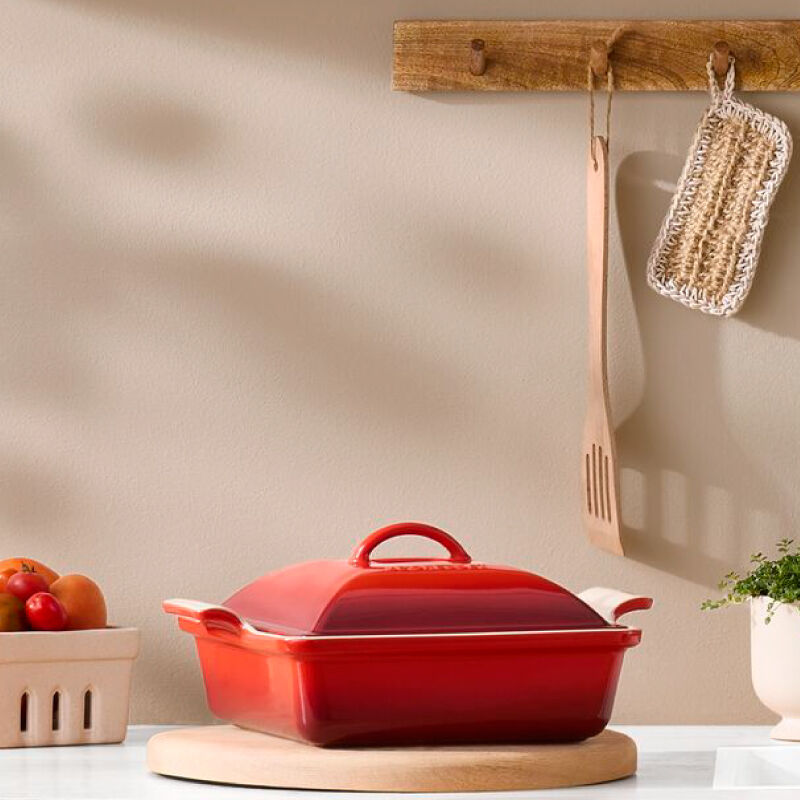 Heritage Shallow Square Casserole | Le Creuset®