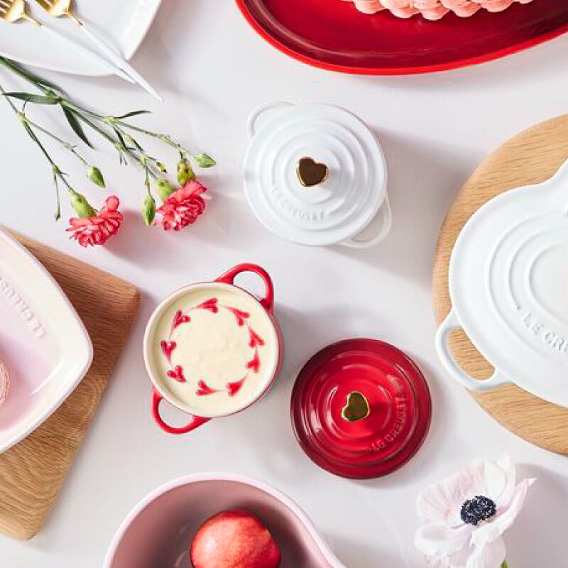 Mini Cocotte with Gold Heart Knob | Le Creuset®