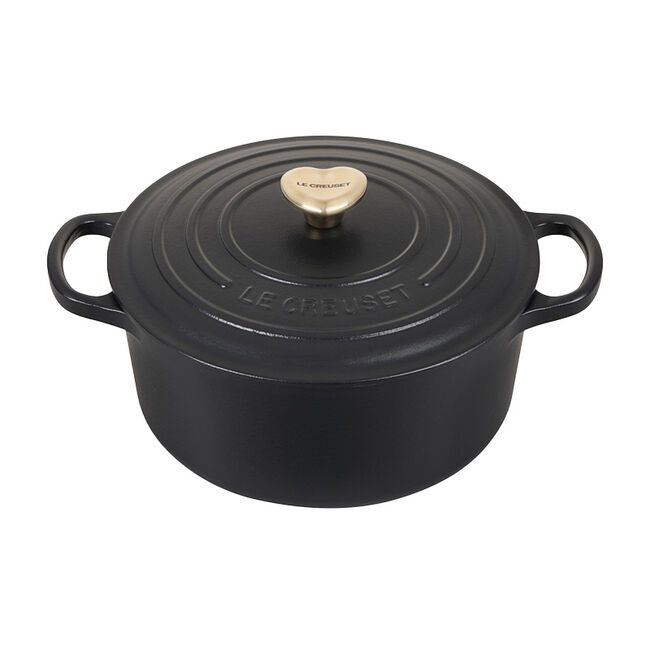 Round Dutch Oven with Light Gold Heart Knob Le Creuset®