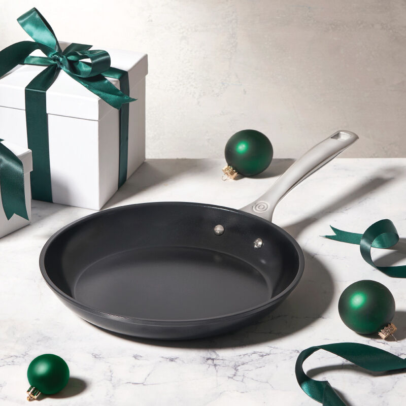Essential Non-stick Ceramic Fry Pan | Le Creuset®