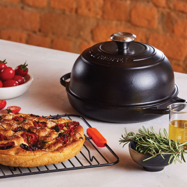 Dutch Oven Pizza - Kitchen Confidante®