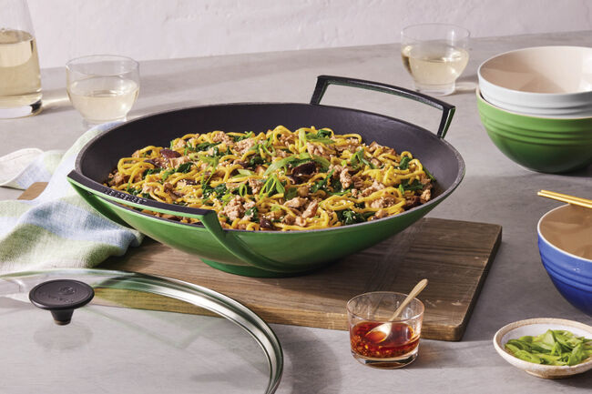 https://www.lecreuset.com/dw/image/v2/BDRT_PRD/on/demandware.static/-/Sites-le-creuset-master/default/dwc3afe19a/images/cat_recipes/cat_recipes_updated/1-LCR-2527-Dan-Dan-Noodles.jpg?sw=650&sh=650&sm=fit