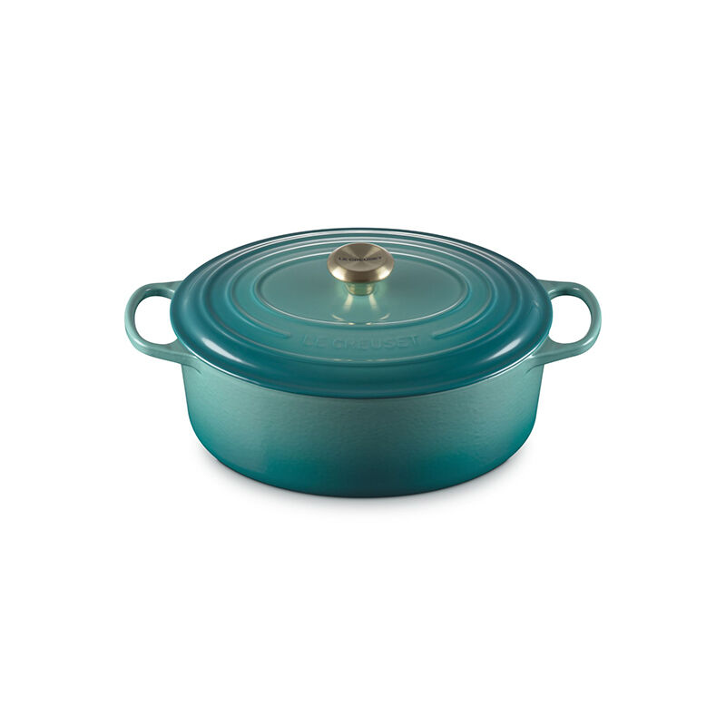 Signature Oval Dutch Oven | Le Creuset®