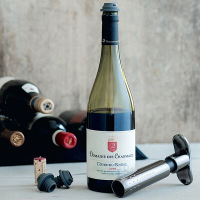 Metal Wine Pump and 3 Stoppers