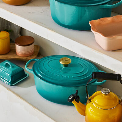 Signature Oval Dutch Oven