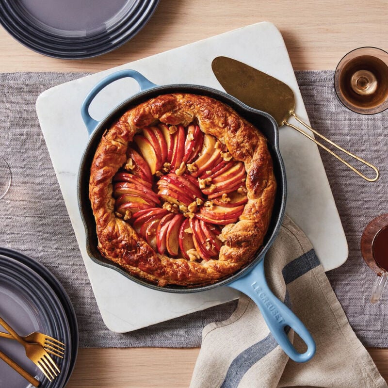 Signature Skillet | Enameled Cast Iron Skillet | Le Creuset®